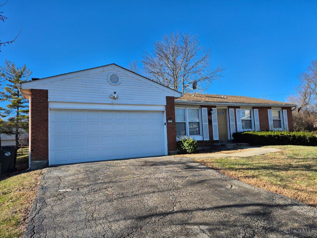 1477 Kelvin Court, Forest Park, OH 45240