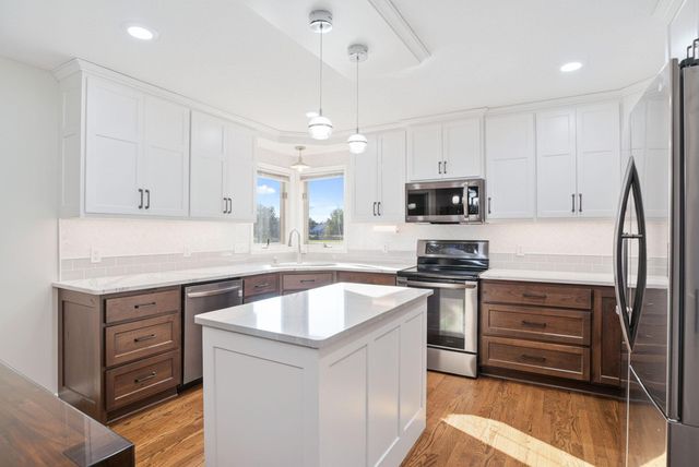 4081 Northview Terrace, Eagan, MN 55123