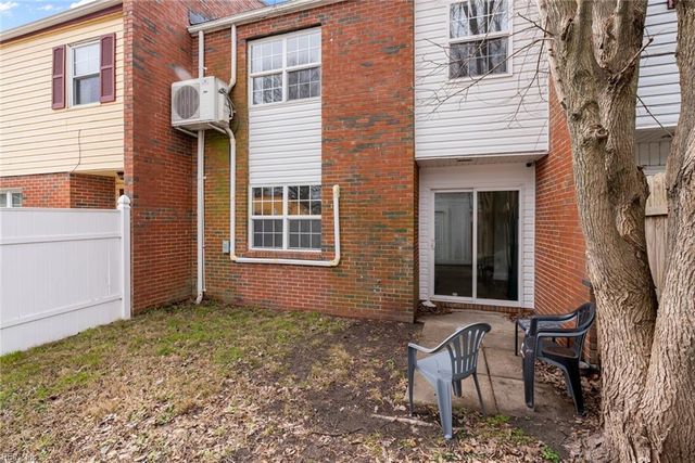 903R Sherman LN, Norfolk, VA 23523