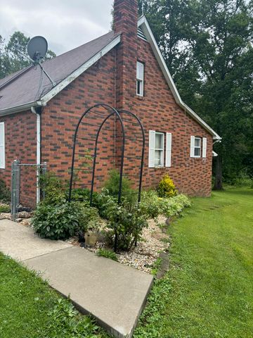 1847 Sinking Creek Road, London, KY 40741