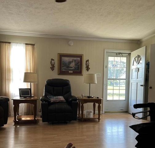 1847 Sinking Creek Road, London, KY 40741