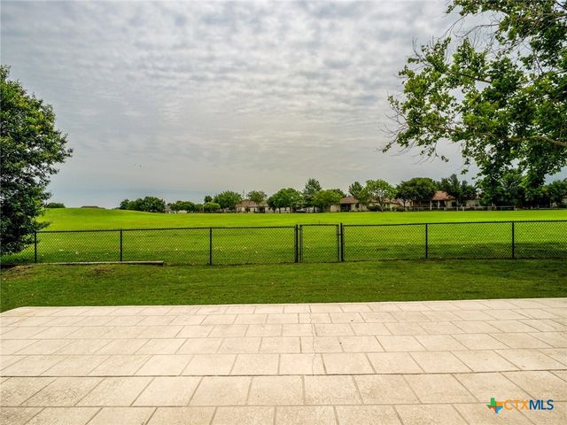 408 Spyglass Street, Marble Falls, TX 78654