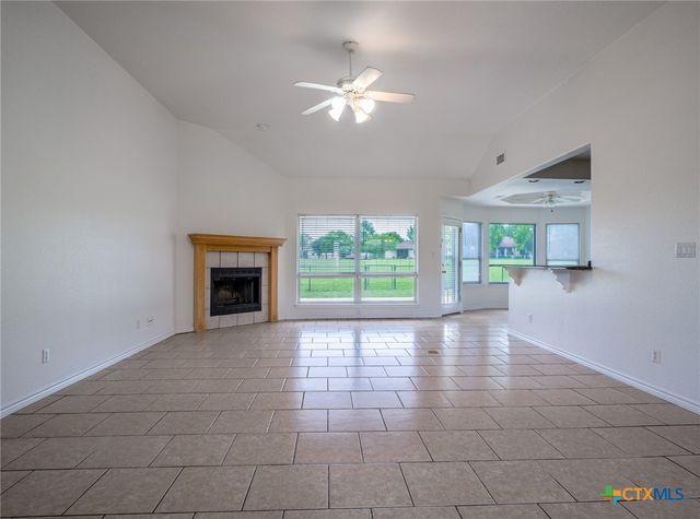 408 Spyglass Street, Marble Falls, TX 78654