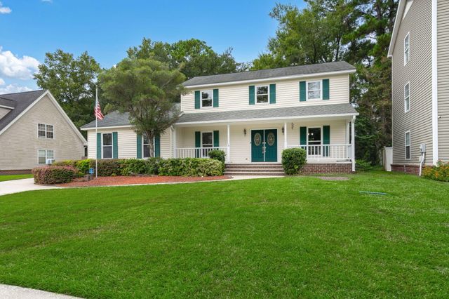 14 Manor Boulevard, Hanahan, SC 29410