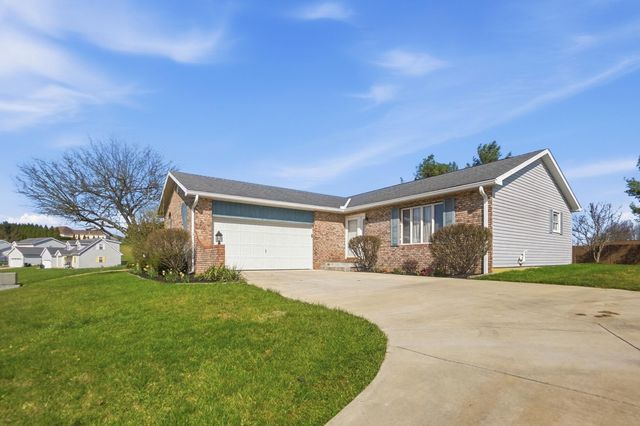 293 Mae Street, Logan, OH 43138