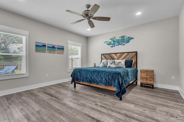 107 Countri Ln, Cantonment, FL 32533