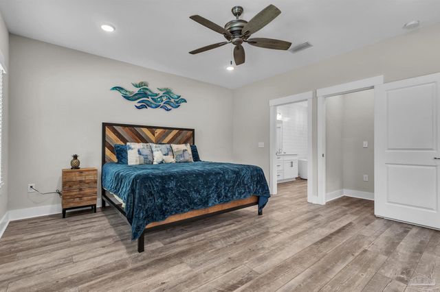 107 Countri Ln, Cantonment, FL 32533