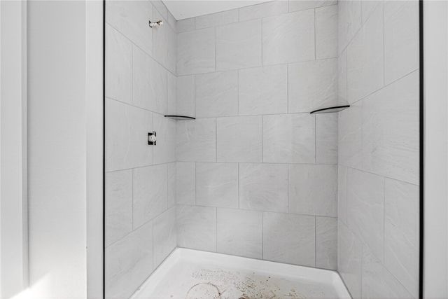 1356 S Yampa Bend, Fayetteville, AR 72701