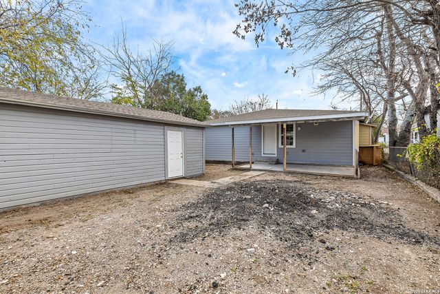 637 Gulf, San Antonio, TX 78202