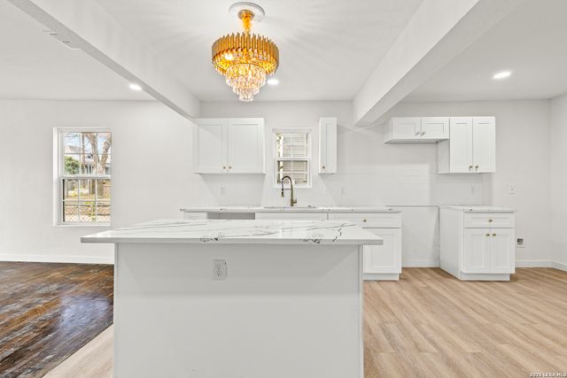 637 Gulf, San Antonio, TX 78202