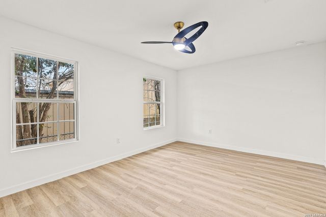 637 Gulf, San Antonio, TX 78202