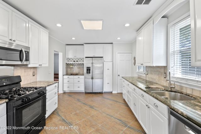 8 Arthur Avenue, Long Branch, NJ 07740