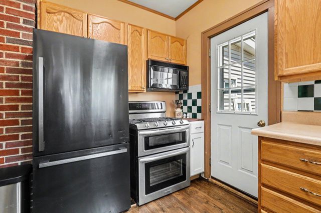 422 Pine Street, Belding, MI 48809