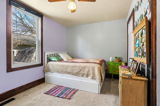 422 Pine Street, Belding, MI 48809