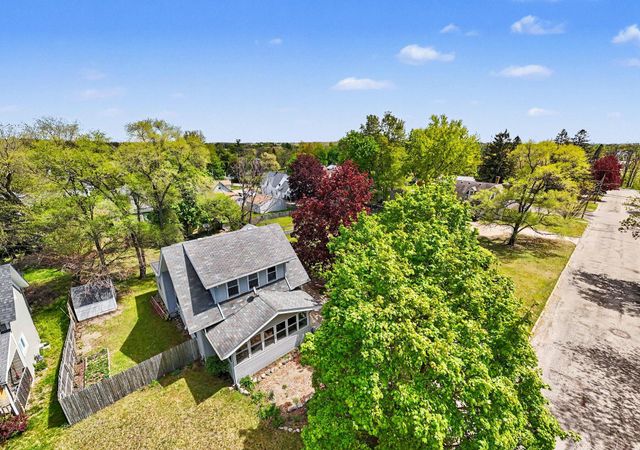 422 Pine Street, Belding, MI 48809
