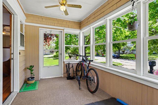 422 Pine Street, Belding, MI 48809
