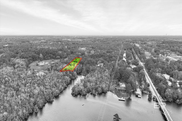 4055 RIVIERE DU CHIEN Road, Mobile, AL 36693