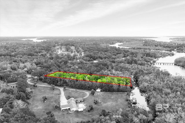 4055 RIVIERE DU CHIEN Road, Mobile, AL 36693