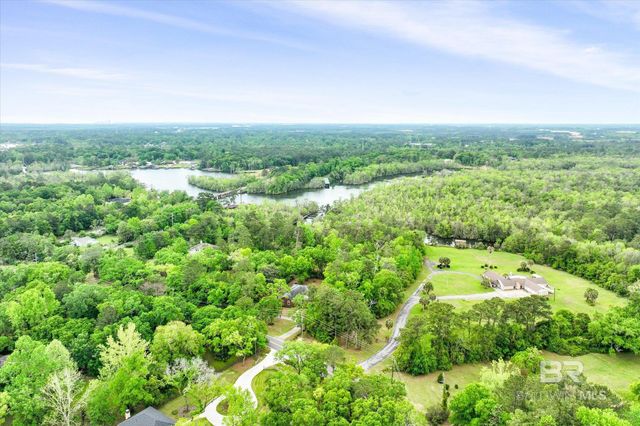 4055 RIVIERE DU CHIEN Road, Mobile, AL 36693