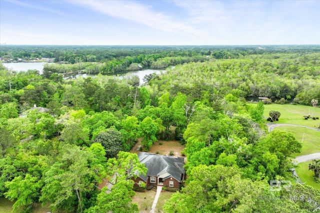 4055 RIVIERE DU CHIEN Road, Mobile, AL 36693