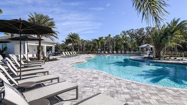 7427 MOONBEAM AVENUE, Sarasota, FL 34241