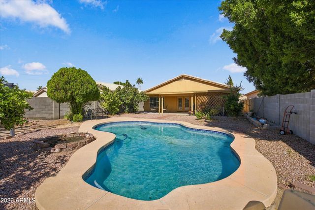 6619 W EL CORTEZ Place, Phoenix, AZ 85083