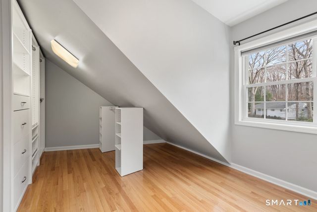 35 Archer Lane, Stamford, CT 06905