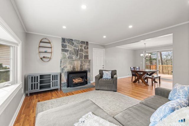 35 Archer Lane, Stamford, CT 06905