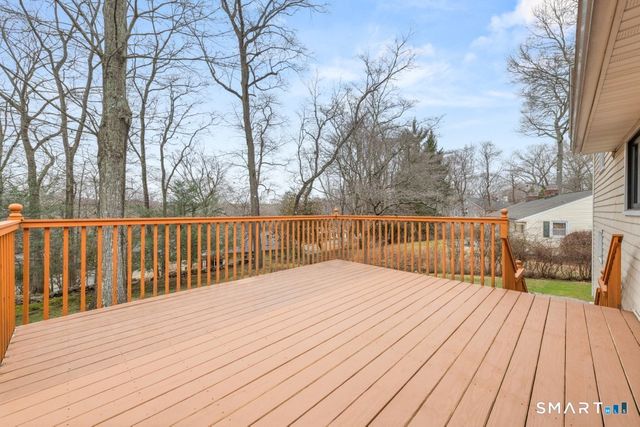 35 Archer Lane, Stamford, CT 06905