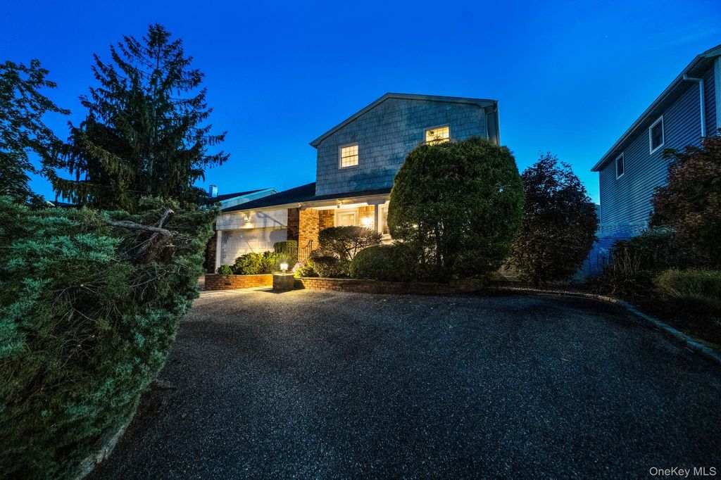 3054 Timothy Road, Bellmore, NY 11710 — photo 3