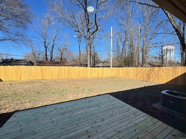 1305 Ray Road, Jacksonville, AR 72076