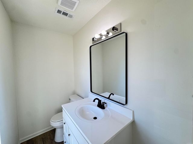 1305 Ray Road, Jacksonville, AR 72076