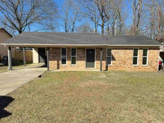 1305 Ray Road, Jacksonville, AR 72076