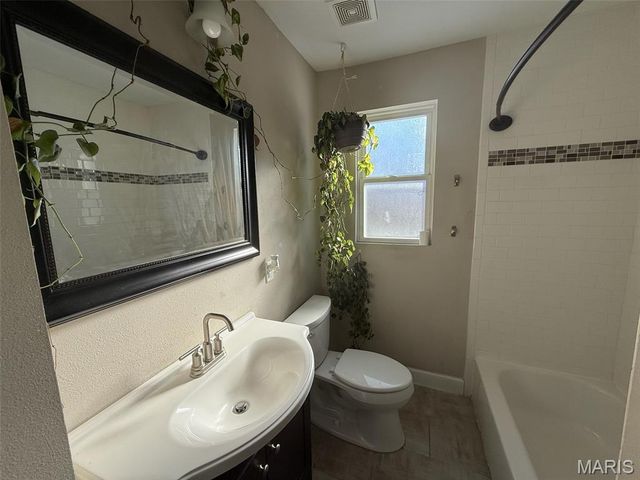 3708 Killarney Court, St John, MO 63114