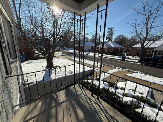 3708 Killarney Court, St John, MO 63114