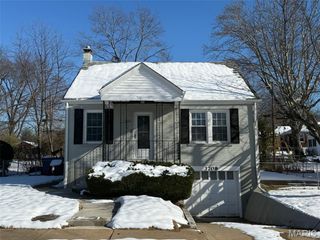 3708 Killarney Court, St John, MO 63114