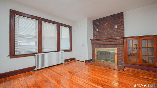 25 Richards Street, West Haven, CT 06516