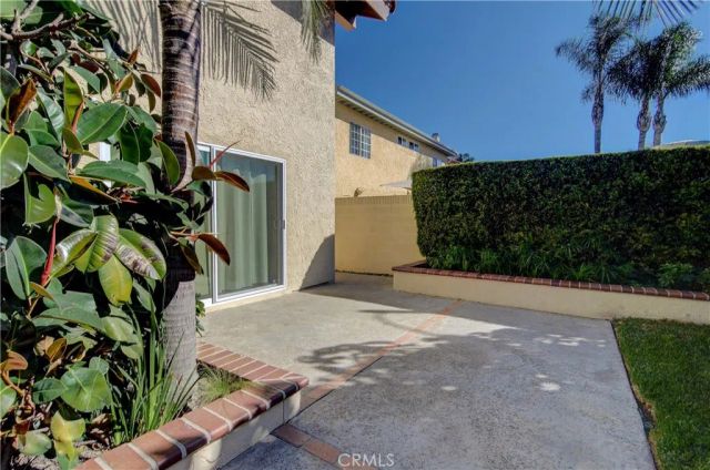 9772 Kite Drive, Huntington Beach, CA 92646