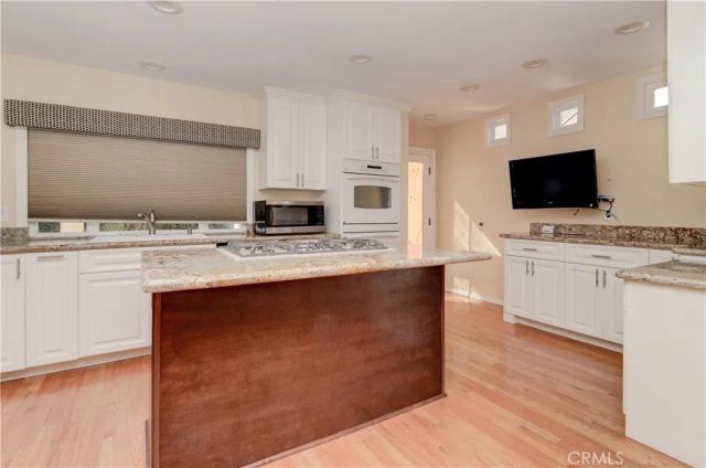9772 Kite Drive, Huntington Beach, CA 92646