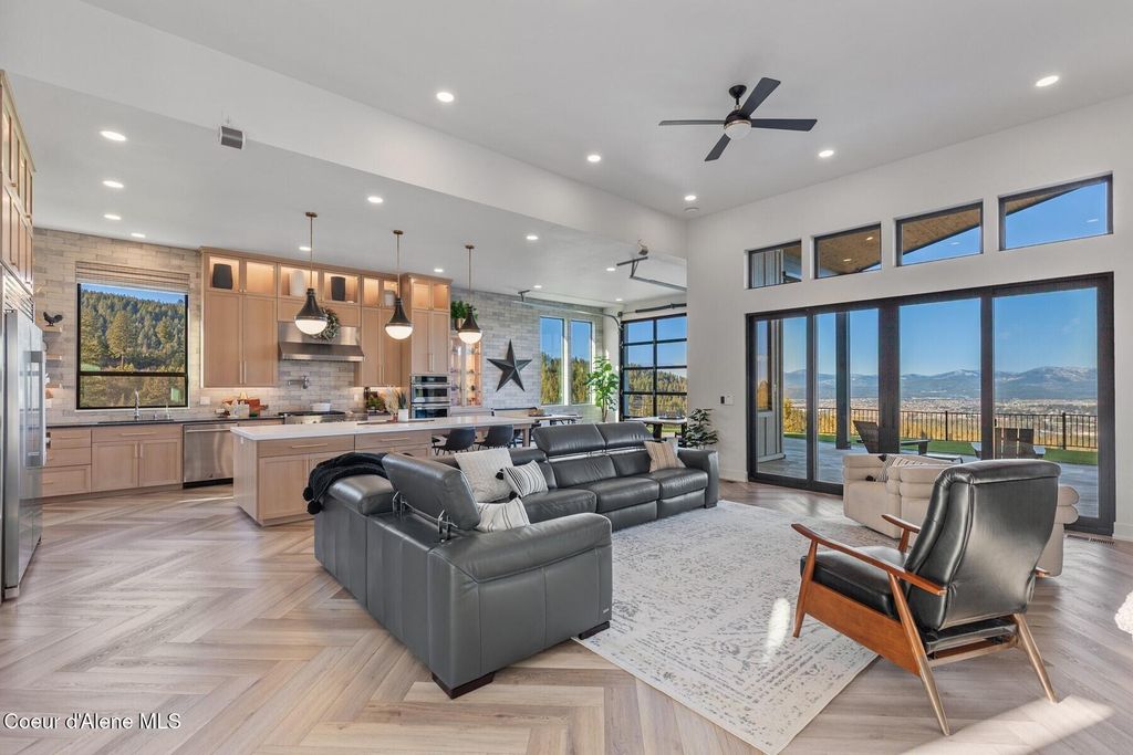 12548 W Vatland Drive, Post Falls, ID 83854 photo 4