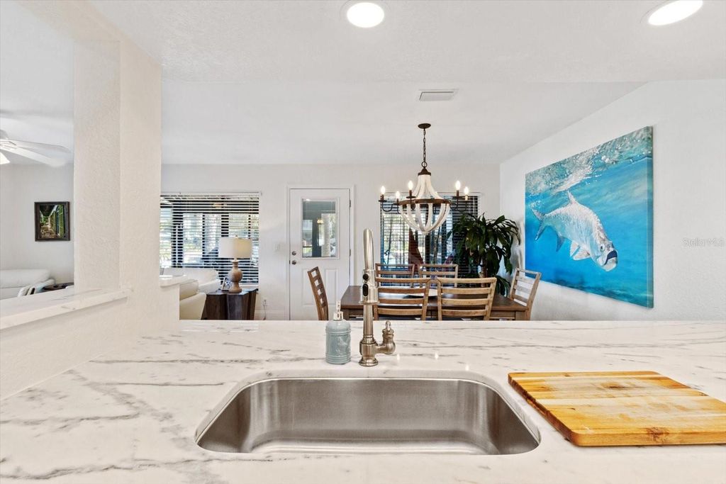 Image 16 of property listing at 1637 SE PARADISE CIRCLE W 101, Crystal River, FL 34429