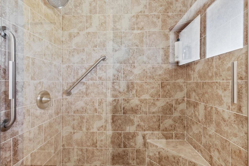 Image 23 of property listing at 1637 SE PARADISE CIRCLE W 101, Crystal River, FL 34429