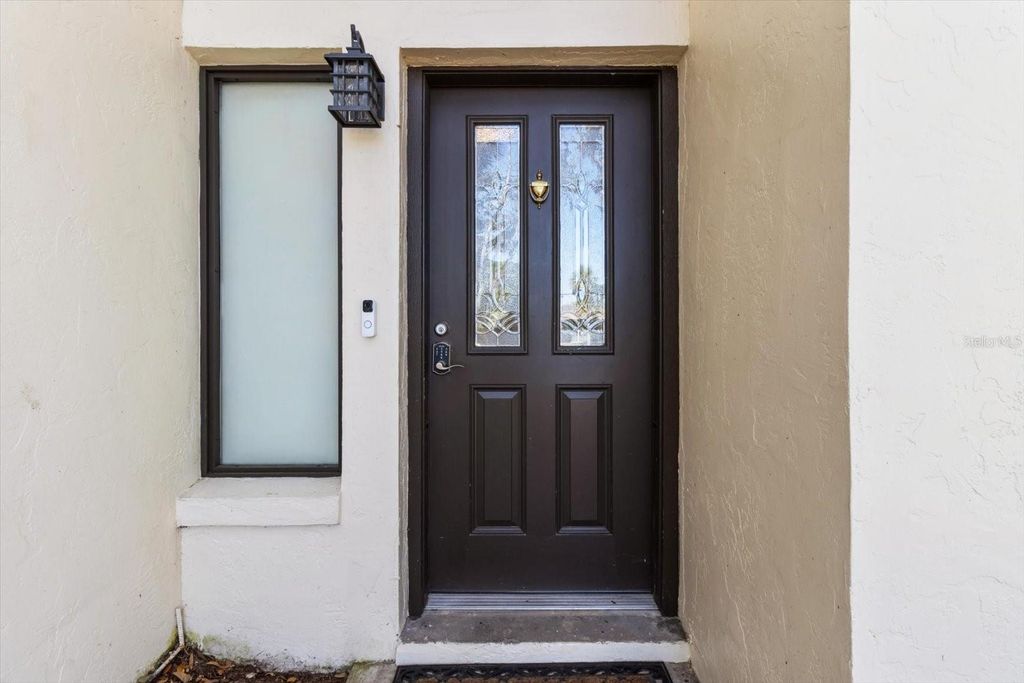 Image 4 of property listing at 1637 SE PARADISE CIRCLE W 101, Crystal River, FL 34429