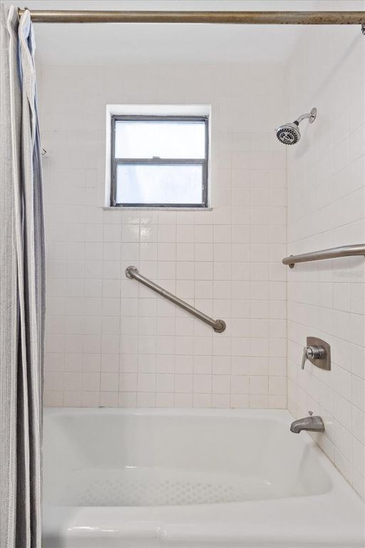 Image 32 of property listing at 1637 SE PARADISE CIRCLE W 101, Crystal River, FL 34429