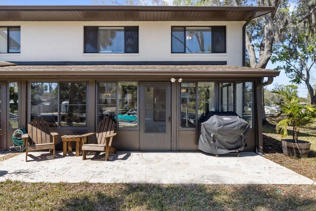 Image 39 of property listing at 1637 SE PARADISE CIRCLE W 101, Crystal River, FL 34429