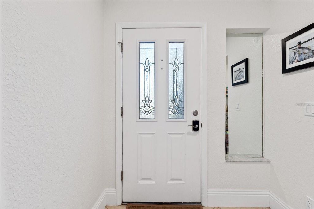 Image 5 of property listing at 1637 SE PARADISE CIRCLE W 101, Crystal River, FL 34429