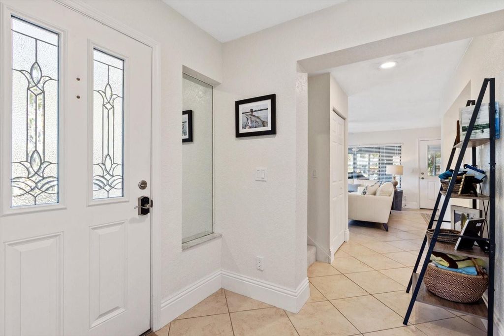 Image 6 of property listing at 1637 SE PARADISE CIRCLE W 101, Crystal River, FL 34429