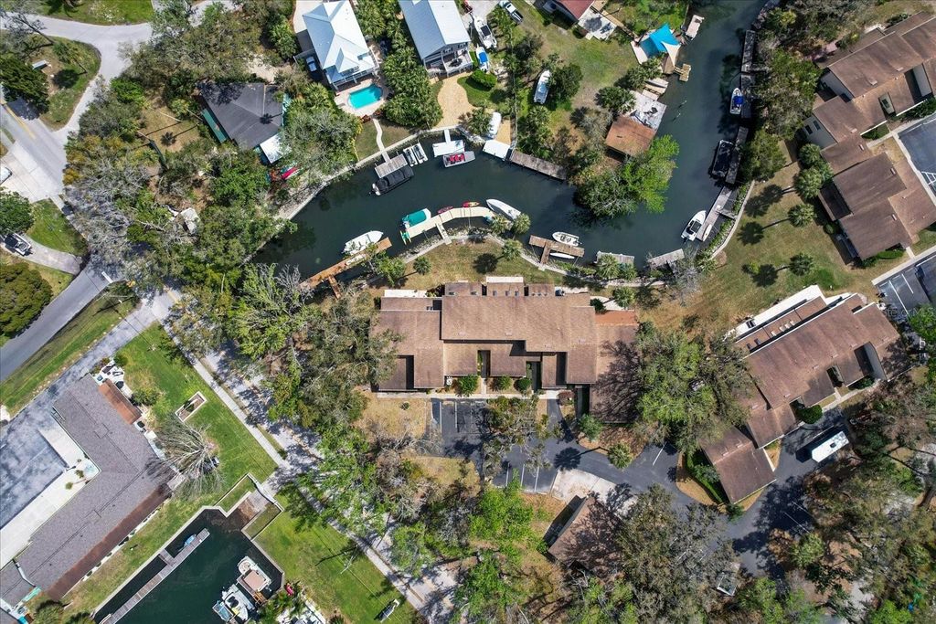 Image 51 of property listing at 1637 SE PARADISE CIRCLE W 101, Crystal River, FL 34429