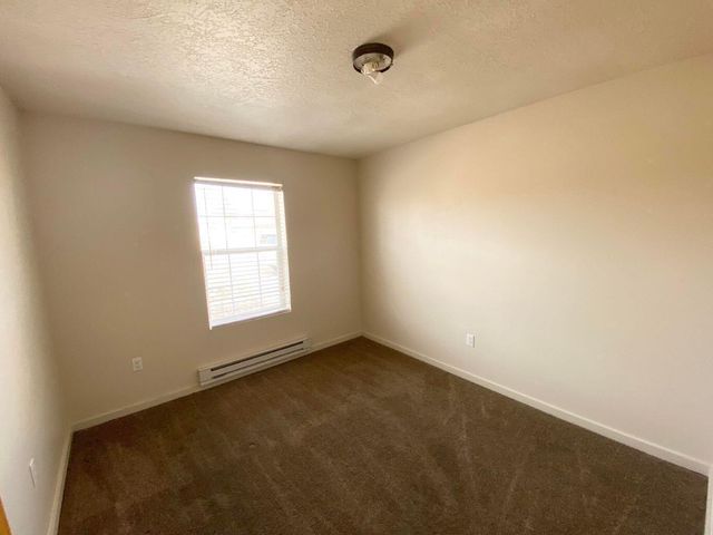 910 11th Avenue NW, Rio Rancho, NM 87144