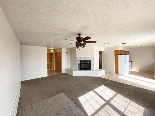 910 11th Avenue NW, Rio Rancho, NM 87144